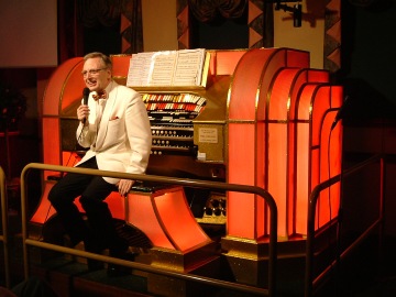 Len Rawle - 2004 concert