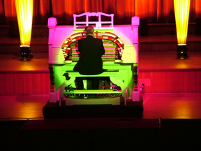 Walt Strony in concert